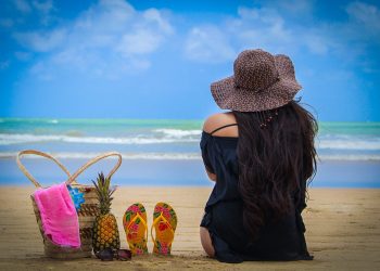 A complete safety and packaging Guidelines to traveling at Beach