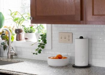A Quick Guide to Installing a Peel and Stick Stainless Steel Backsplash