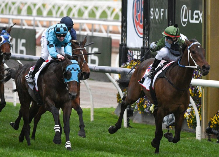 MELBOURNE, AUSTRALIA - SEPTEMBER 11: Brett Prebble riding Incentivise defeats Jye McNeil riding Mo'unga in Race 8, the Pfd Food Services Makybe Diva Stakes, during Melbourne Racing at Flemington Racecourse on September 11, 2021 in Melbourne, Australia. (Photo by Vince Caligiuri/Getty Images)