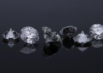 The Beauty of Lab Grown Diamonds: All You Need to Know in 2022