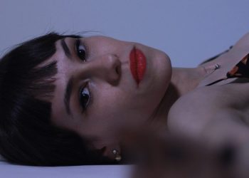 Do You Have To Be Eighteen To Get Eyelash Extensions