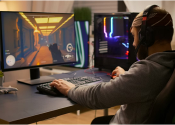 The Science of Speed: Physics and Realism in Online Racing Simulators